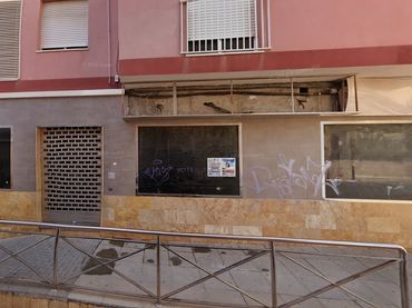 Local comercial en venda a Calle San José 5