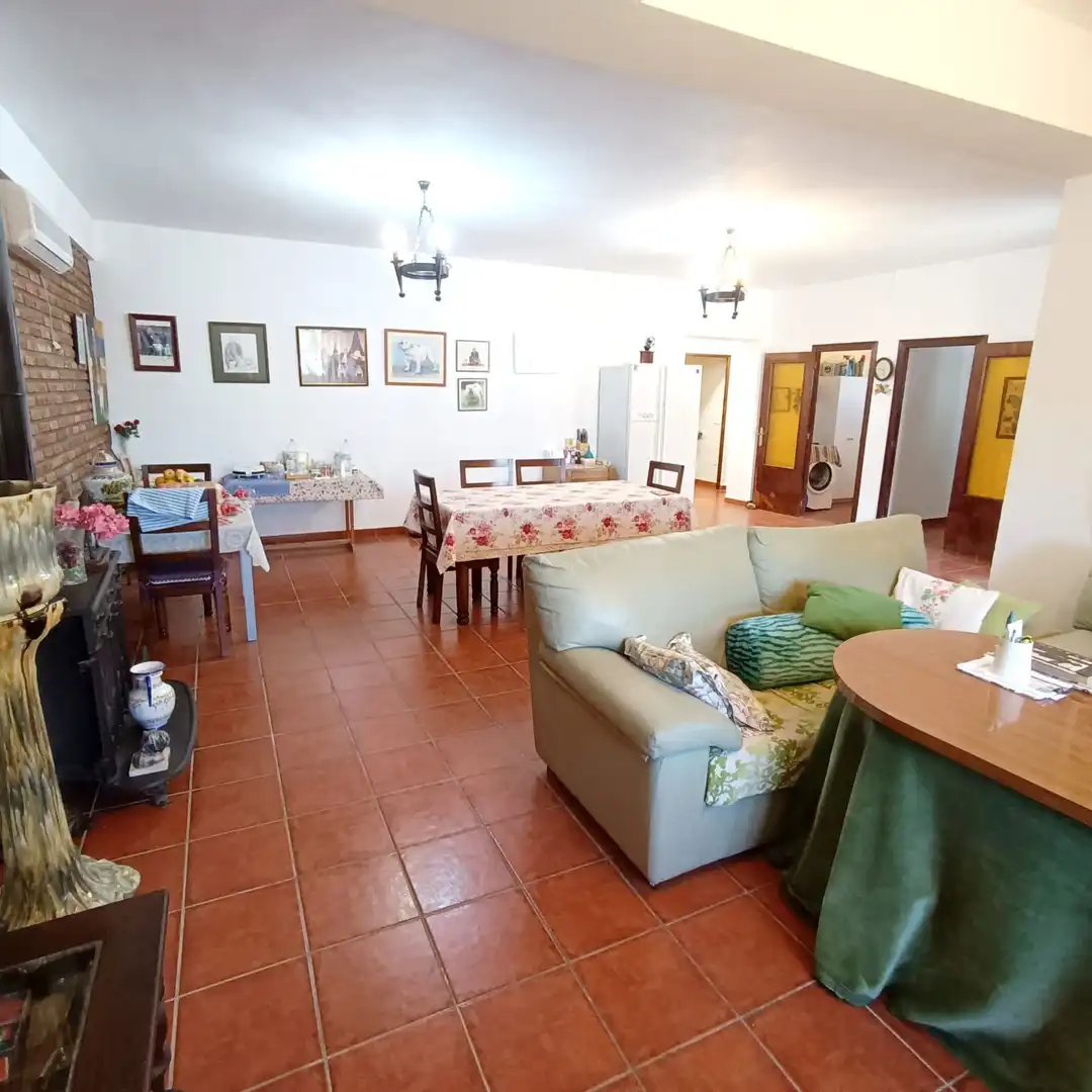 Sala d'estar de Casa o xalet en venda en Valverde de Mérida amb Aire condicionat