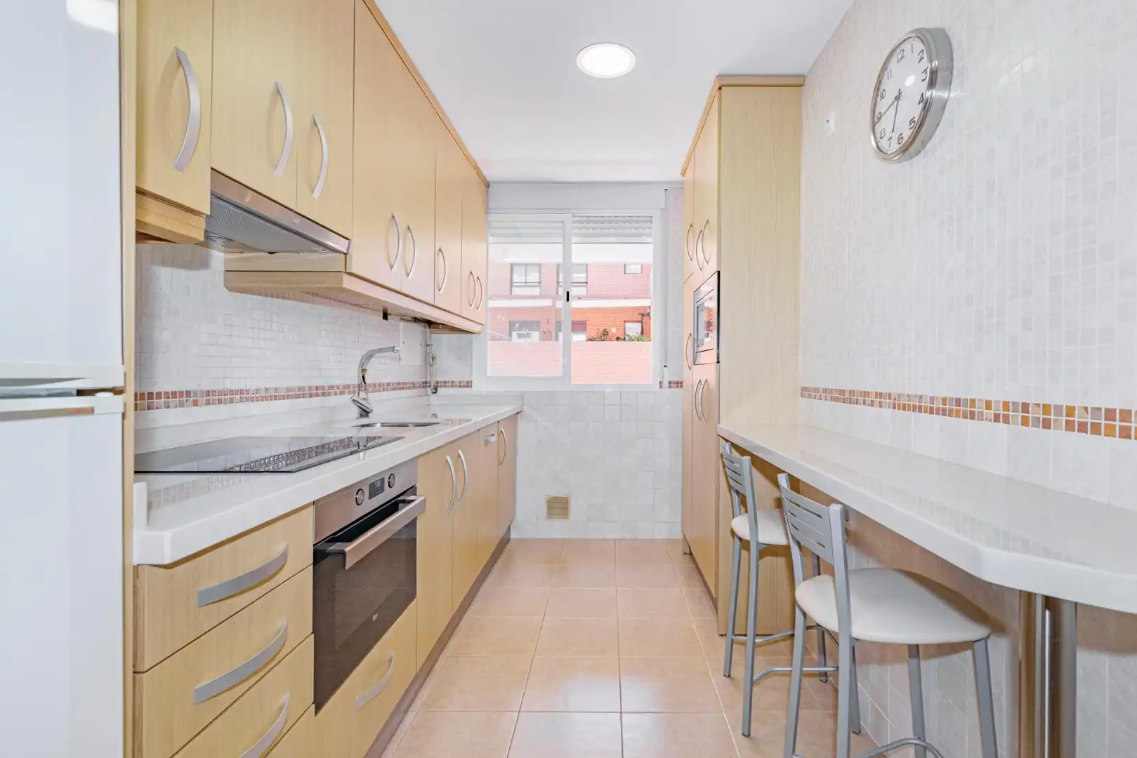 Kitchen of Flat for sale in Granada  with Air Conditioner, Heating and Storage room
