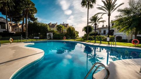 Foto 3 von Einfamilien-Reihenhaus zum Verkauf in Zona de Punta Plata, Estepona