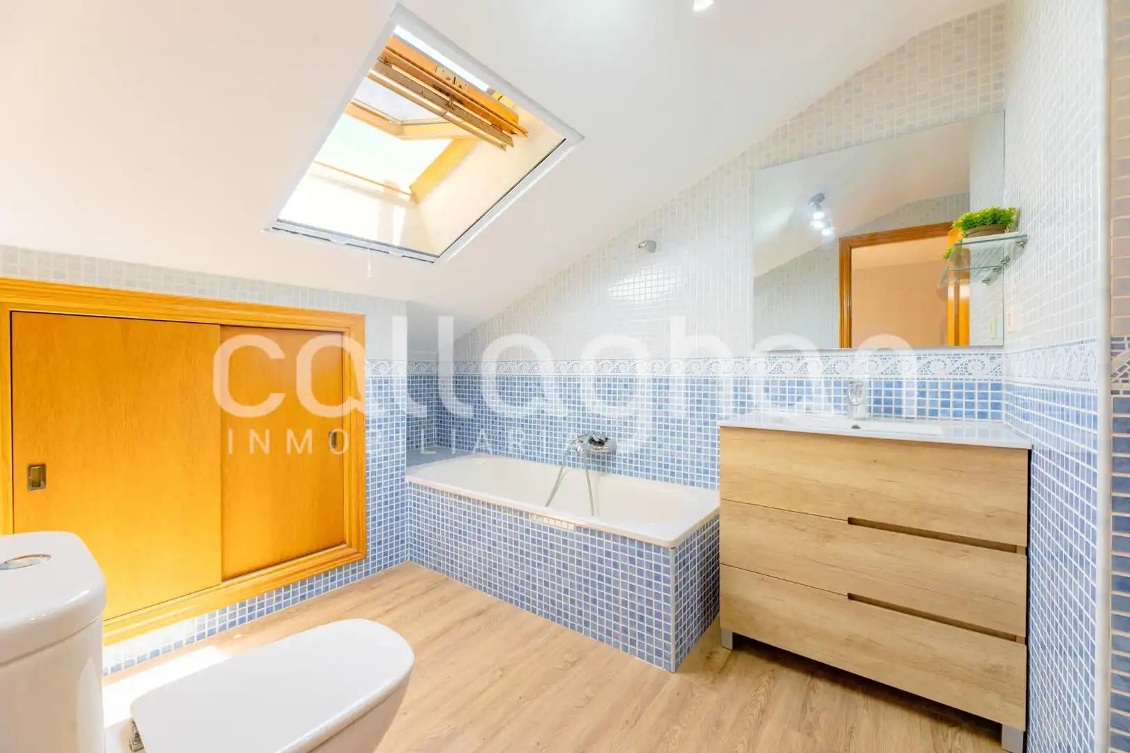 Terraced house with terrace for sale in Corinto - Almarda, imagen 17