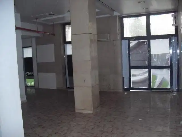 Local comercial en venda a 28 de Febrero 82