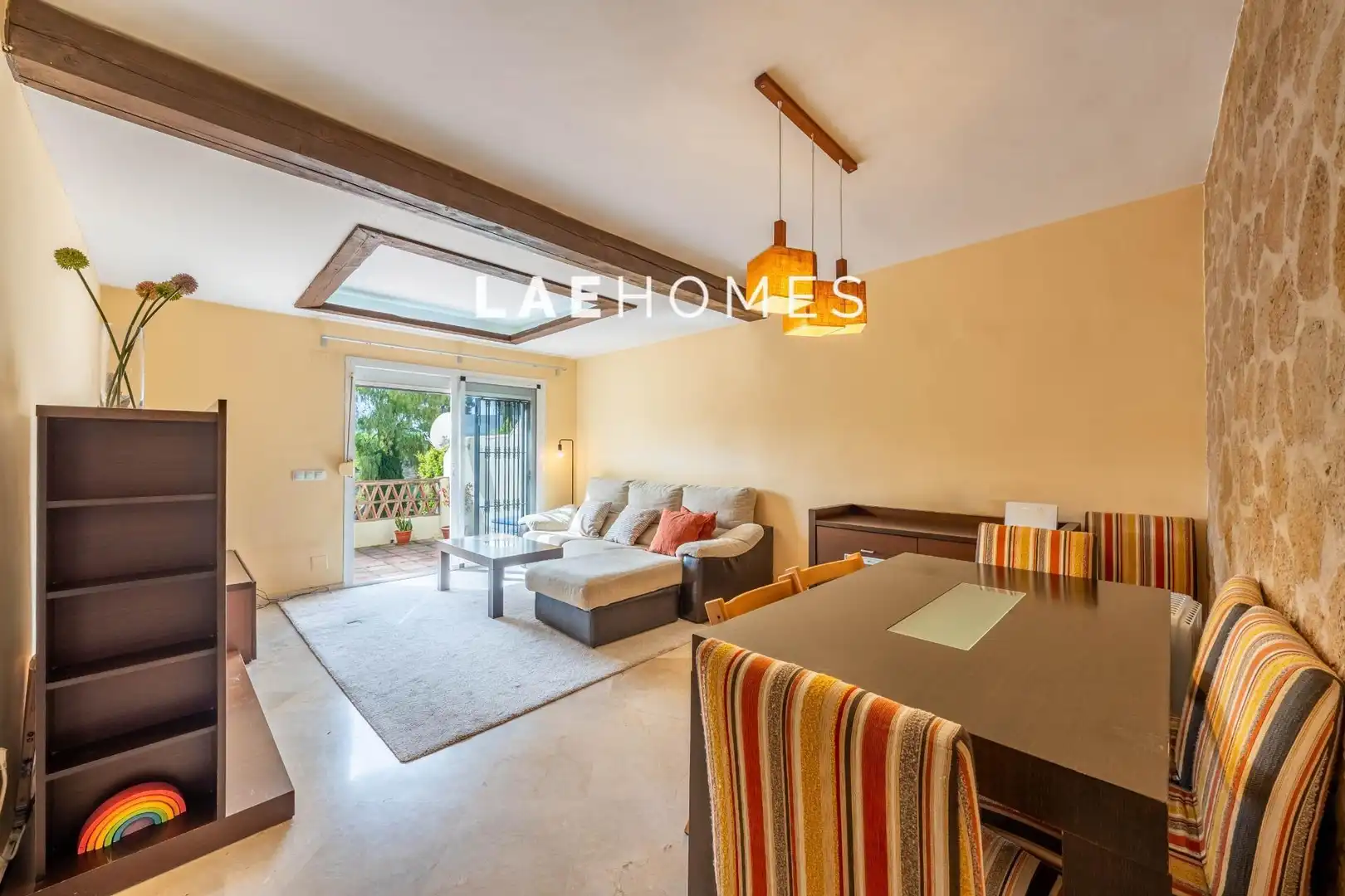 Vista exterior de Apartamento en venta en Marbella con Jardín privado, Terraza y Piscina comunitaria