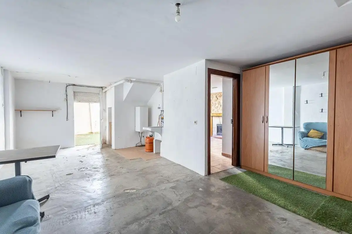 Casa adosada en venta en Huétor Vega con Terraza