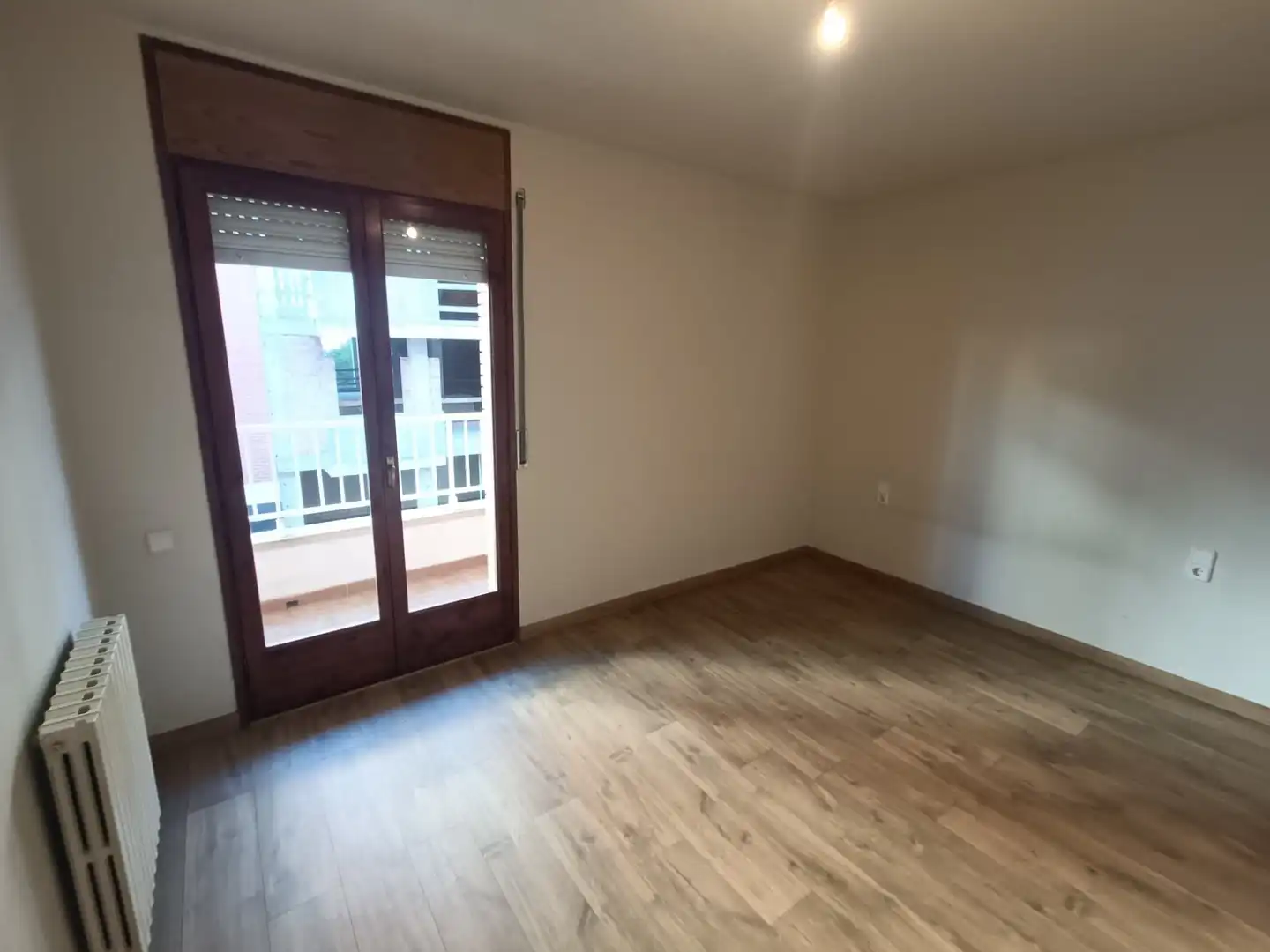 Habitación de Piso de alquiler en Berga con Calefacción, Parquet y Terraza