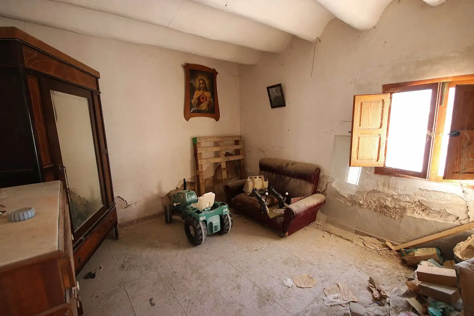 Sala d'estar de Finca rústica en venda en Yecla