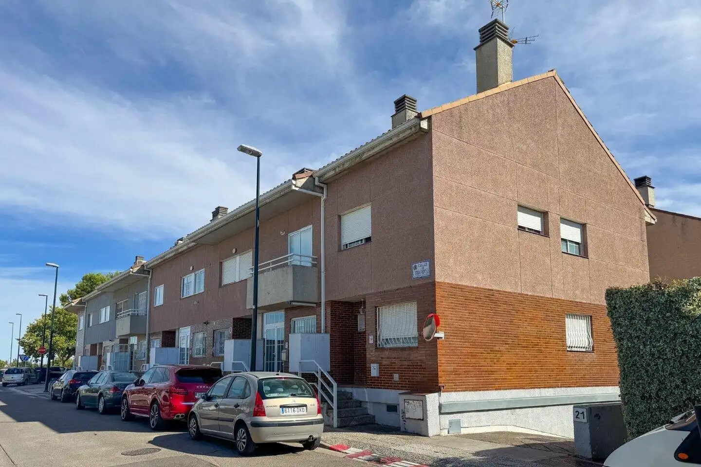 Adossat en venda a calle serrano puertolas 19; zaragoza