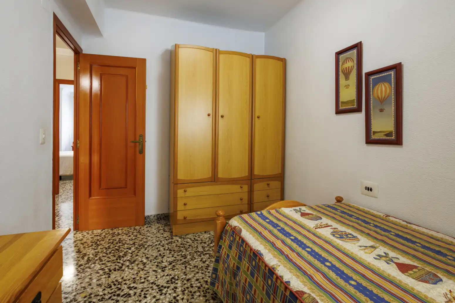 Schlafzimmer von Einfamilien-Reihenhaus zum Verkauf in Carlet mit Terrasse und Balkon