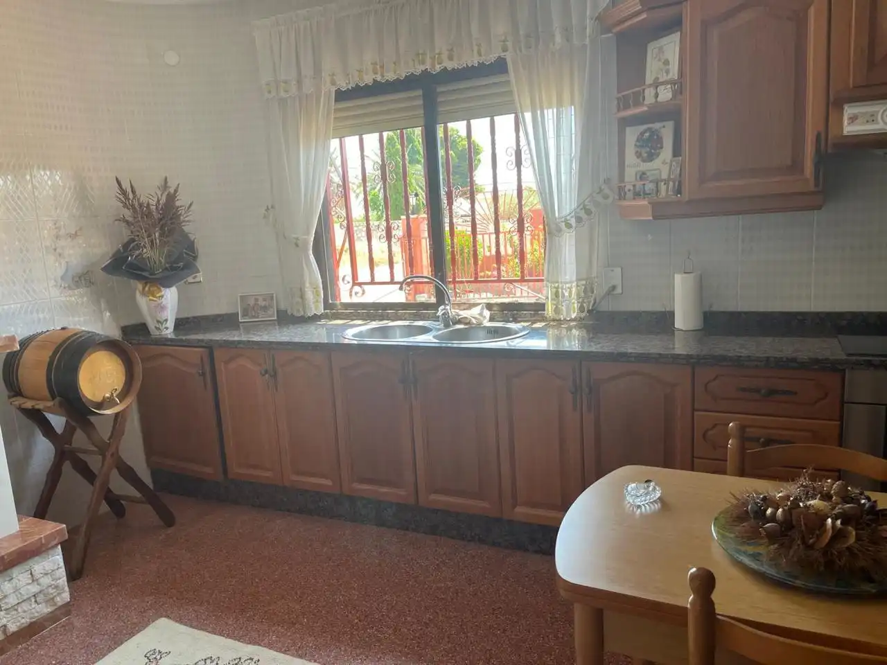 Cocina de Casa o chalet en venta en Alicante / Alacant con Aire acondicionado, Jardín privado y Terraza