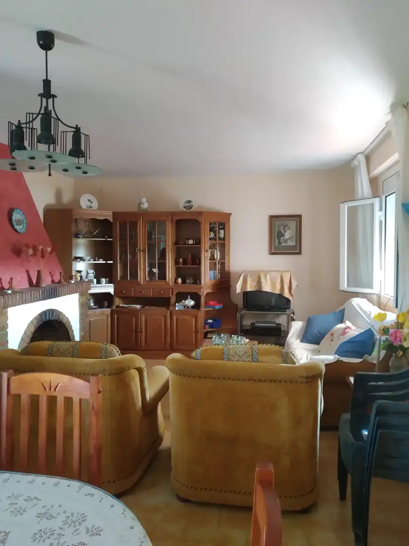 Sala d'estar de Casa o xalet en venda en Úbeda amb Aire condicionat, Terrassa i Traster