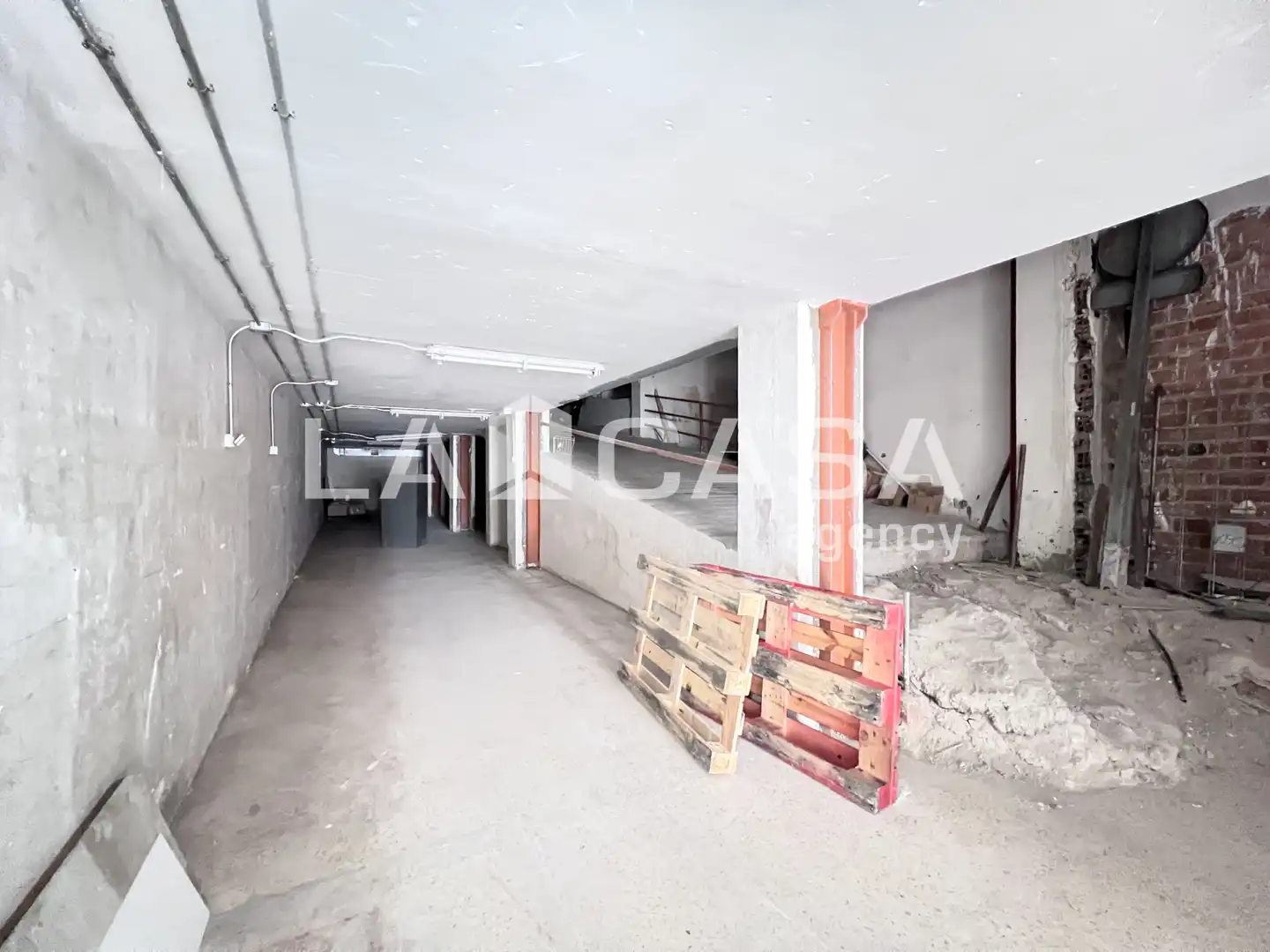 Local comercial en venta en Artigues - Llefià, imagen 6