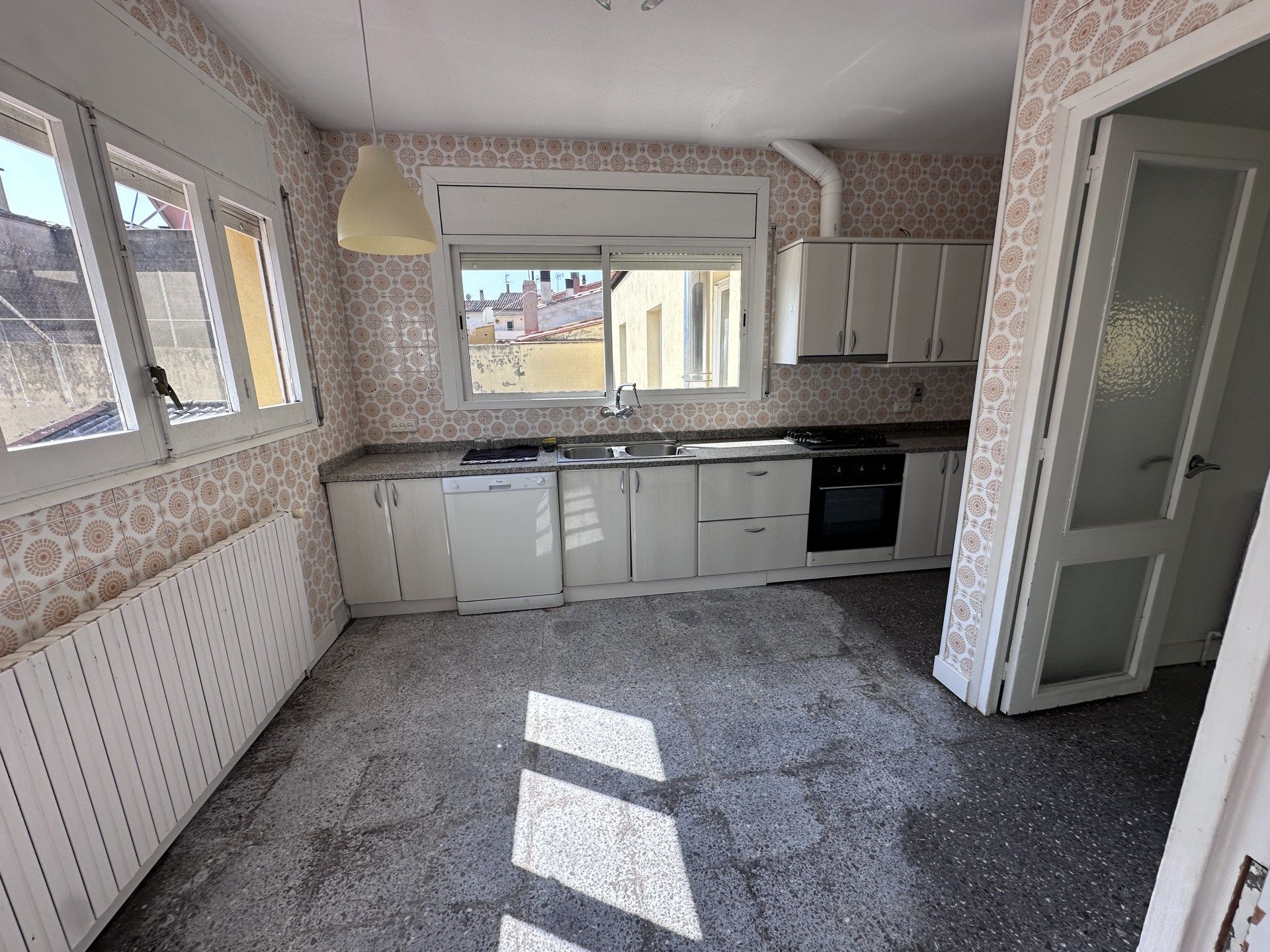 Kitchen of Country house for sale in Salt  with Heating, Terrace and Storage room