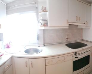 Kitchen of Flat for sale in  Zaragoza Capital  with Terrace, Oven and Washing machine