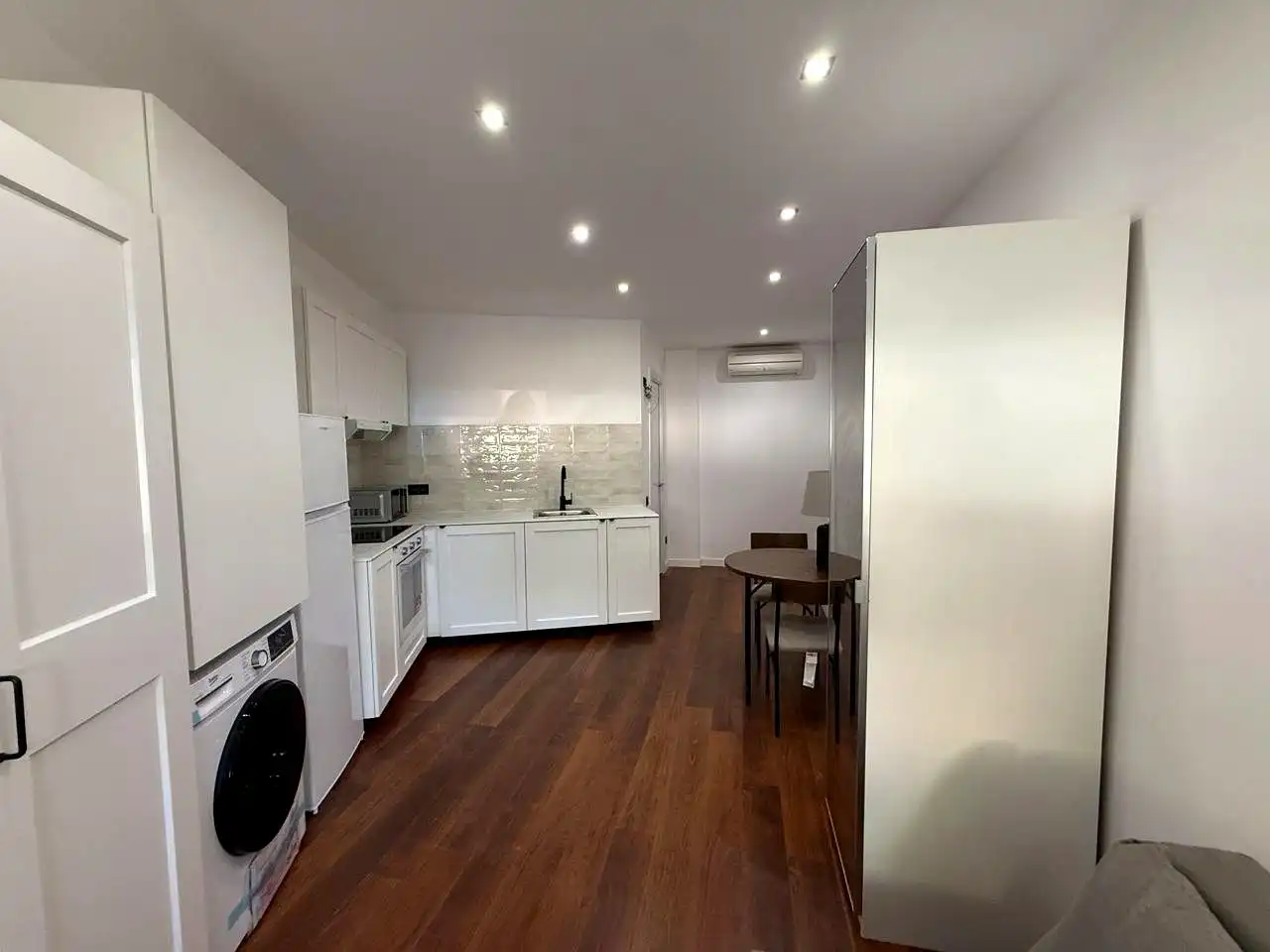 Kitchen of Study for rent in Matadepera  with Air Conditioner