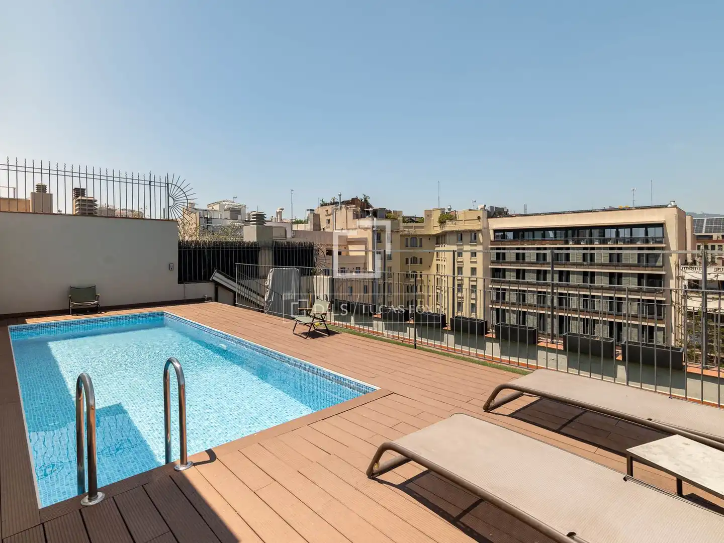 Piscina de Piso en venta en Eixample