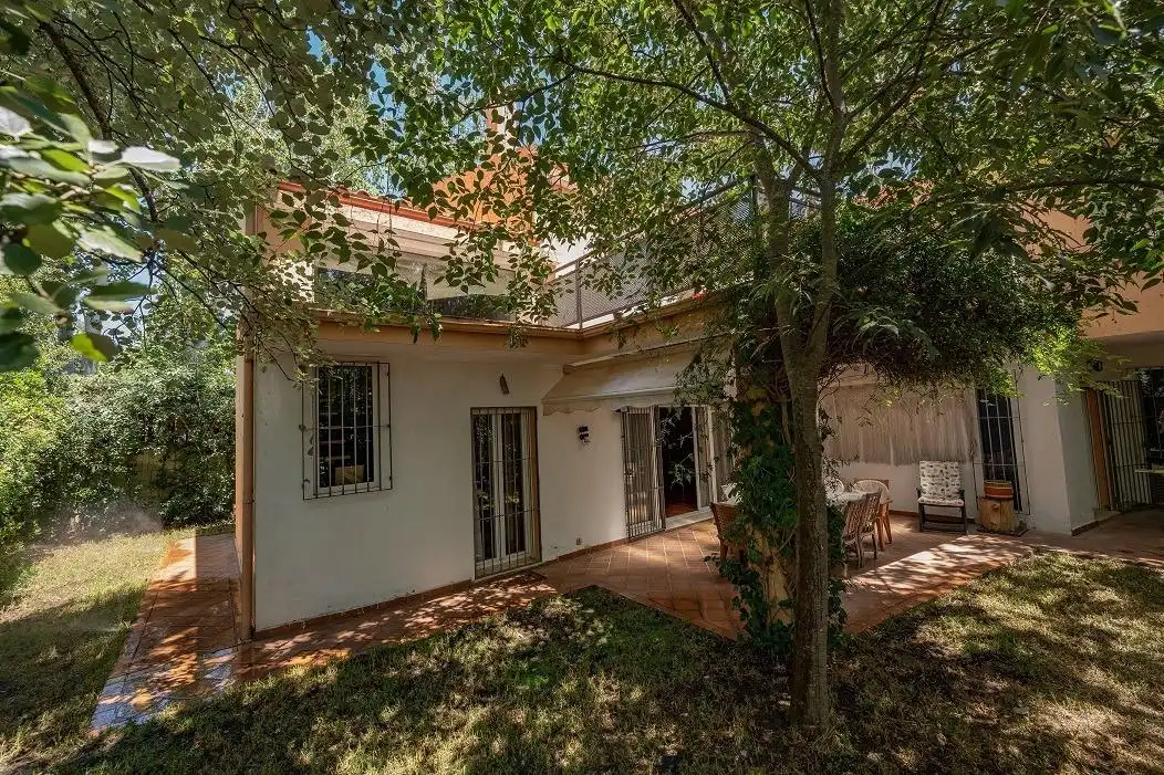 Jardín de Casa o chalet en venta en Cáceres con Calefacción, Jardín privado y Parquet