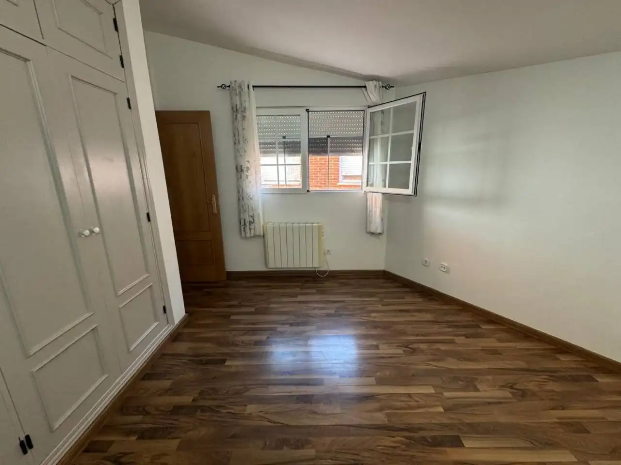 Habitación de Piso en venta en Camarma de Esteruelas con Calefacción y Balcón