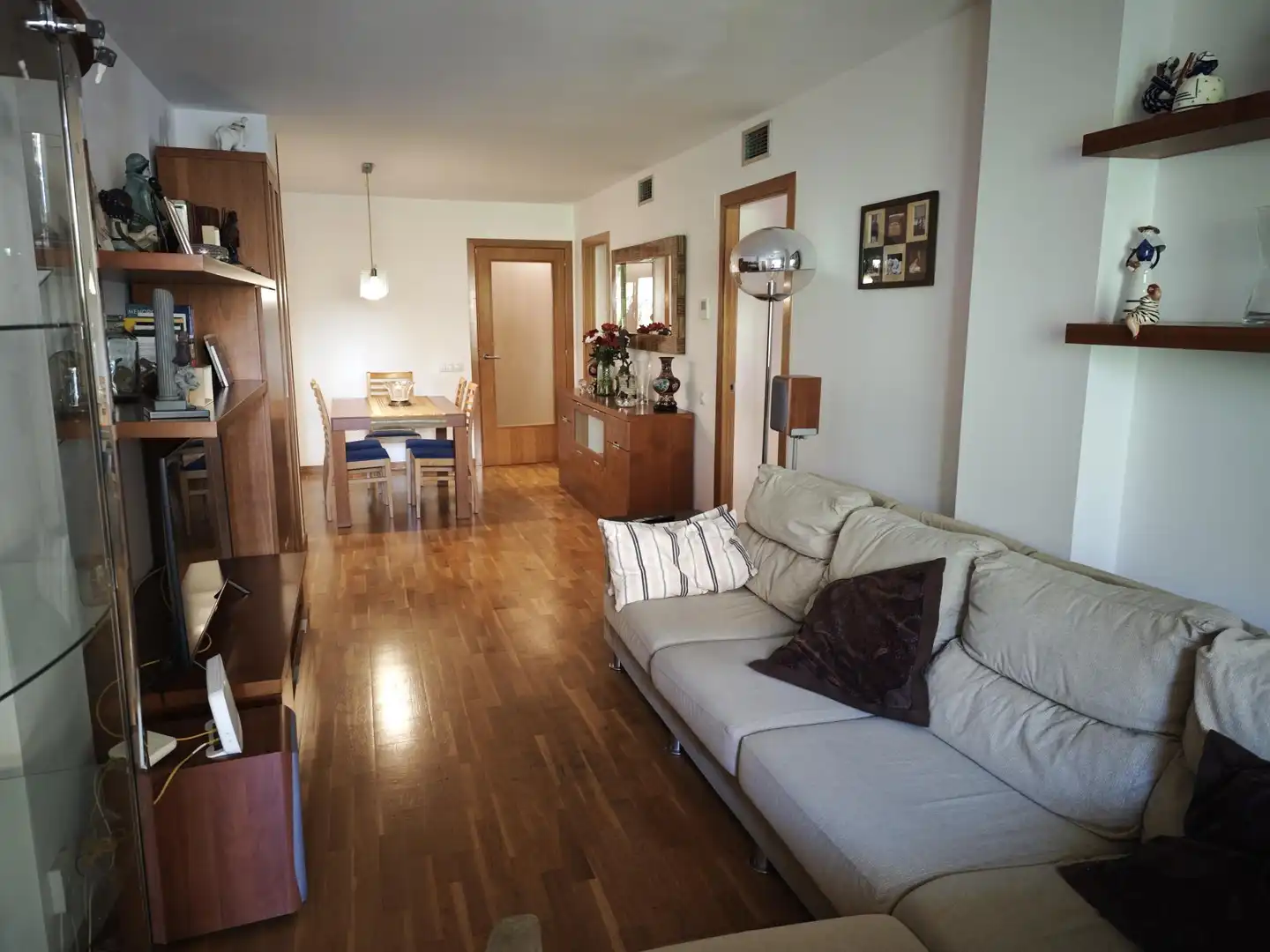 Sala d'estar de Pis en venda en Barcelona amb Calefacció i Jardí privat