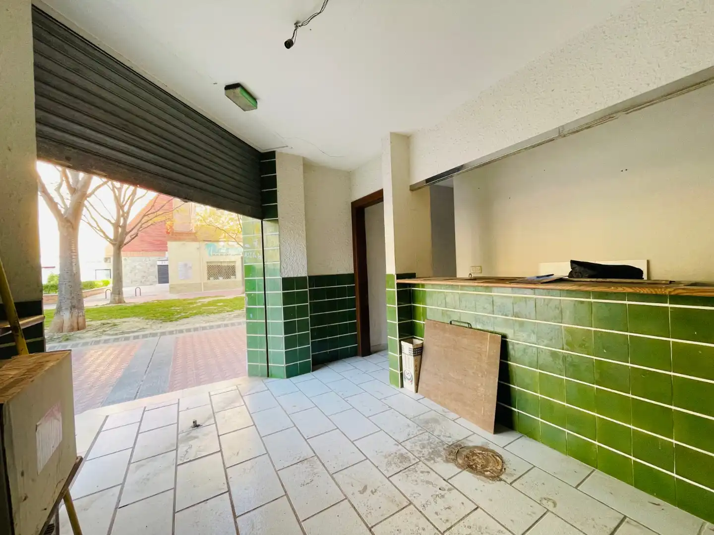 Kitchen of Commercial properties for sale in Zaragoza