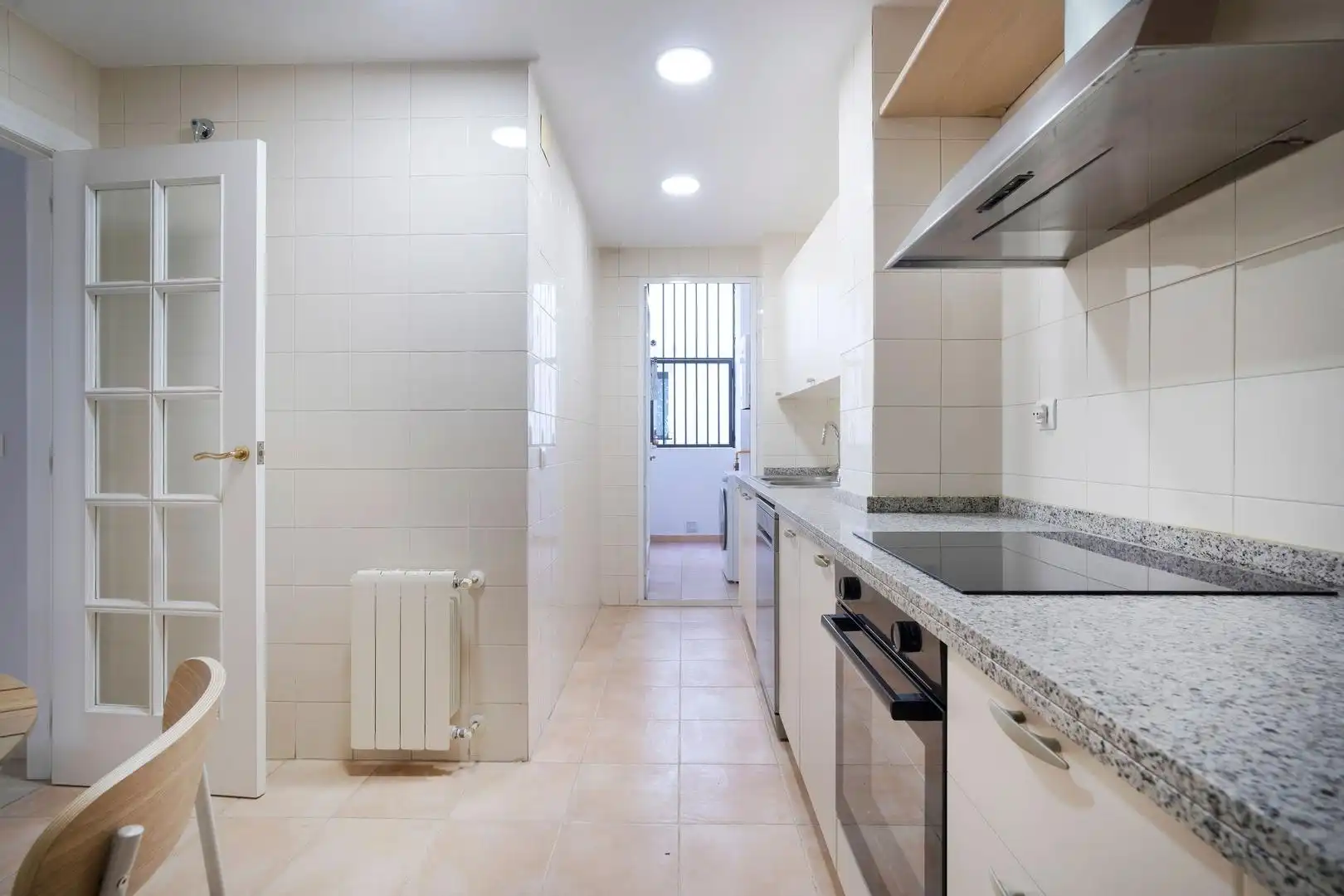 Cocina de Piso de alquiler en Valencia con Aire acondicionado, Calefacción y Amueblado