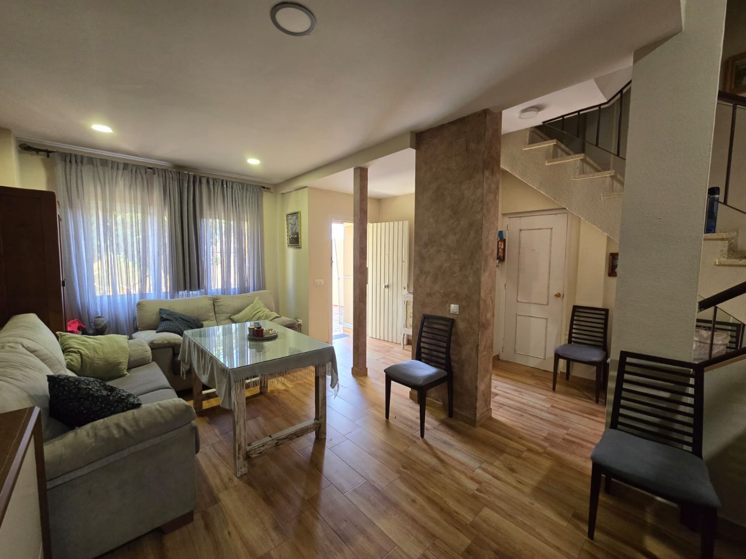 Living room of House or chalet for sale in Alcalá de Guadaira  with Terrace and Storage room