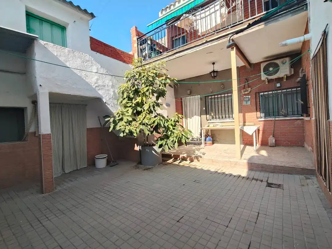 Vista exterior de Casa o chalet en venta en Yuncos con Aire acondicionado, Calefacción y Trastero