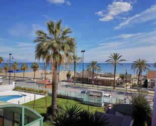 Vista exterior de Planta baixa en venda en Torremolinos amb Aire condicionat i Moblat