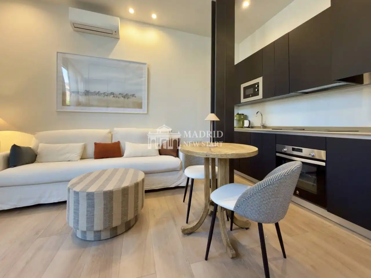 Loft with lift to rent in Calle Algeciras, imagen 6