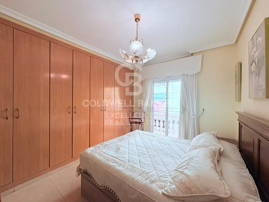 Habitación de Piso en venta en Valencia con Aire acondicionado, Terraza y Amueblado