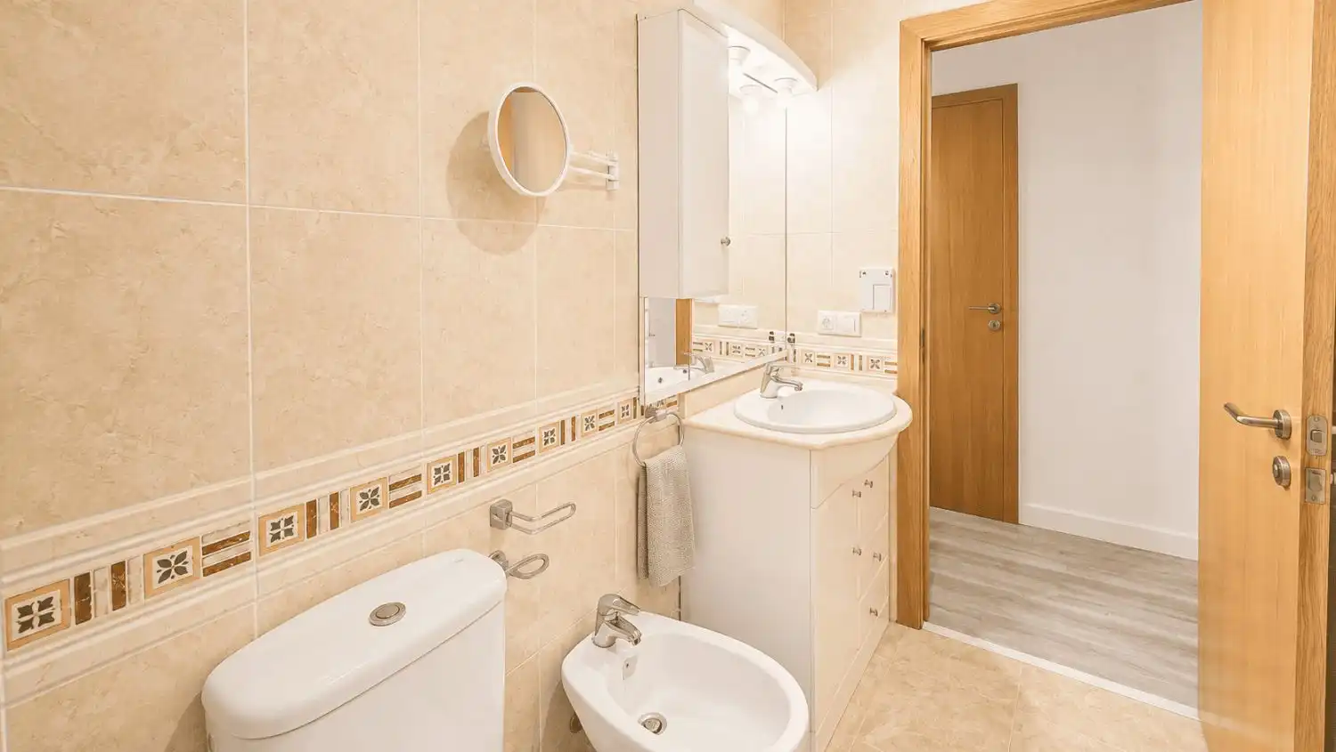 Baño de Casa adosada en venta en Almazora / Almassora con Aire acondicionado y Terraza