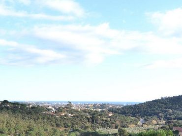 Terreny residencial en venda a Carrer Om