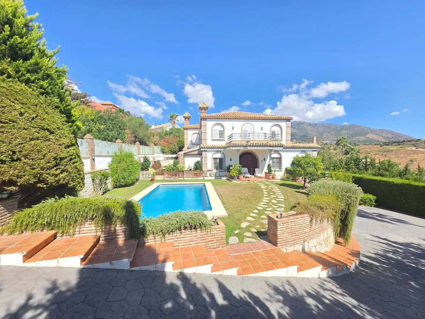 Villa con terrazza in vendita a Mijas pueblo
