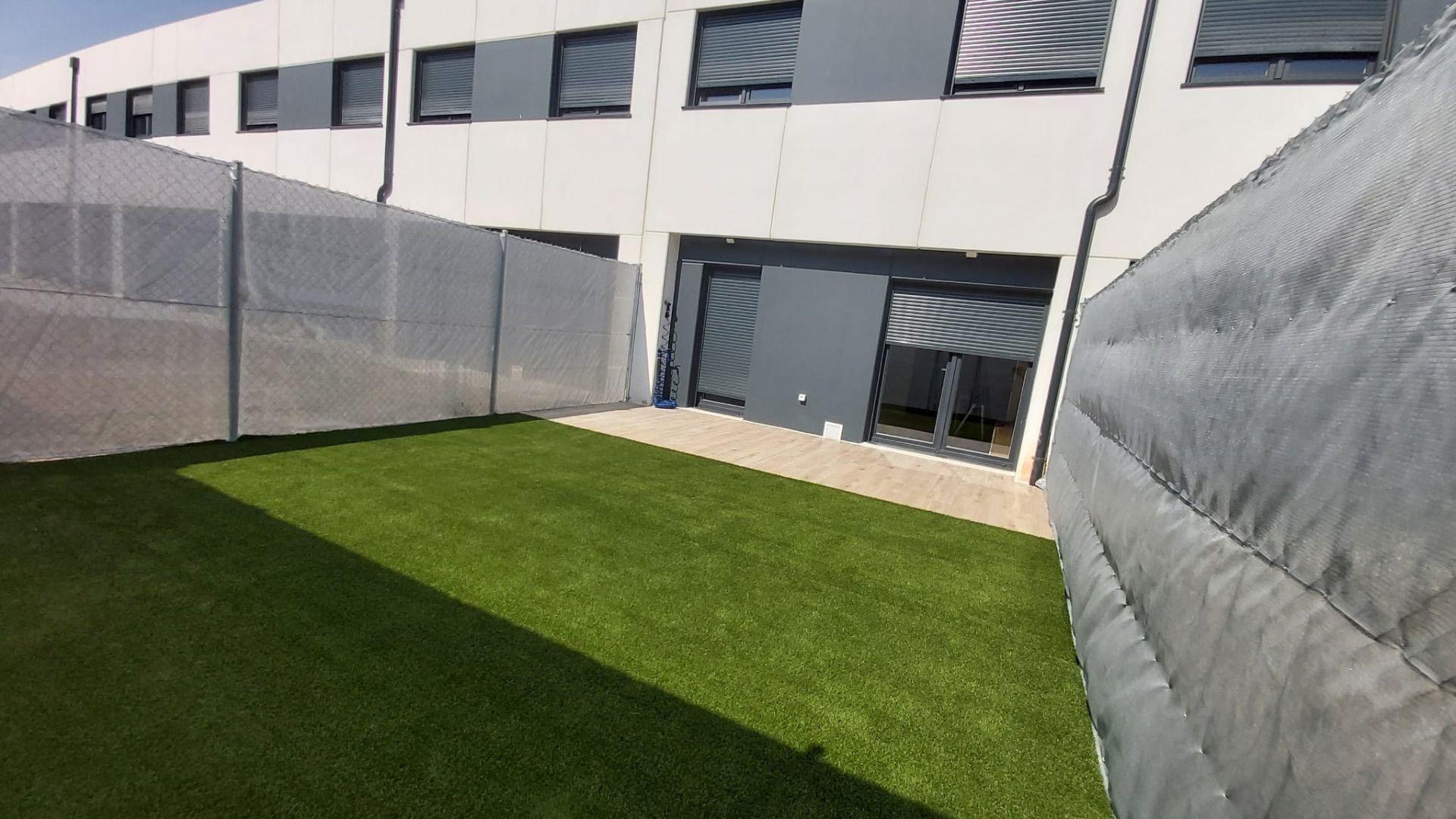 Terrassa de Casa adosada de lloguer en Burgos Capital amb Calefacció, Jardí privat i Moblat