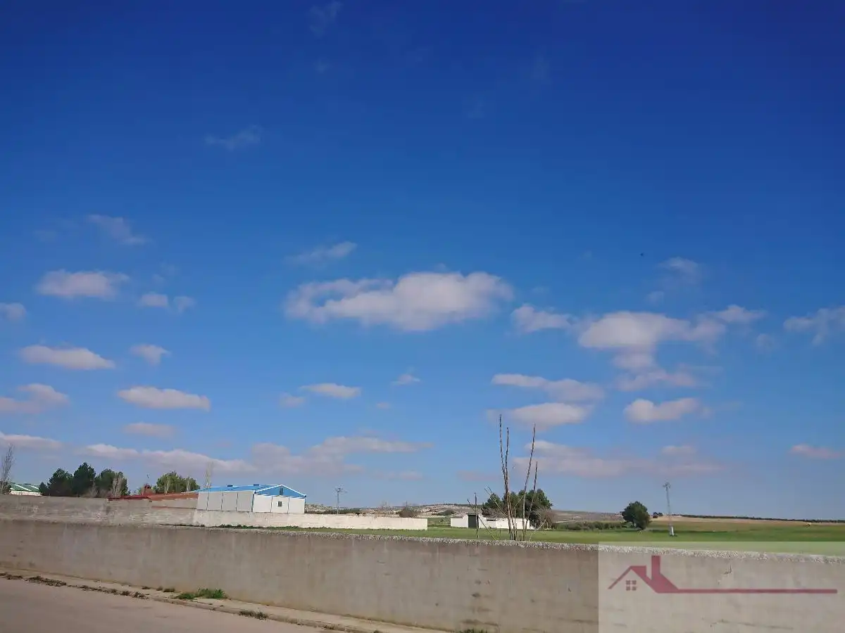 Residential zum Verkauf in ORIENTE, Santa María del Campo Rus