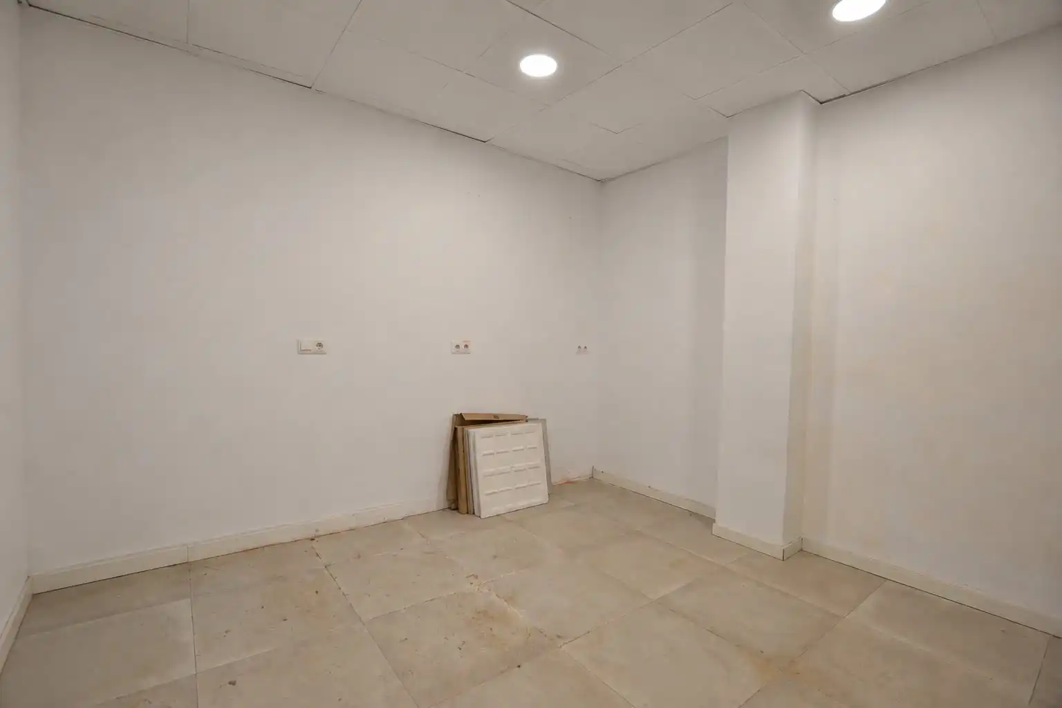 Local comercial en venda a Carrer de Carcaixent, imagen 2