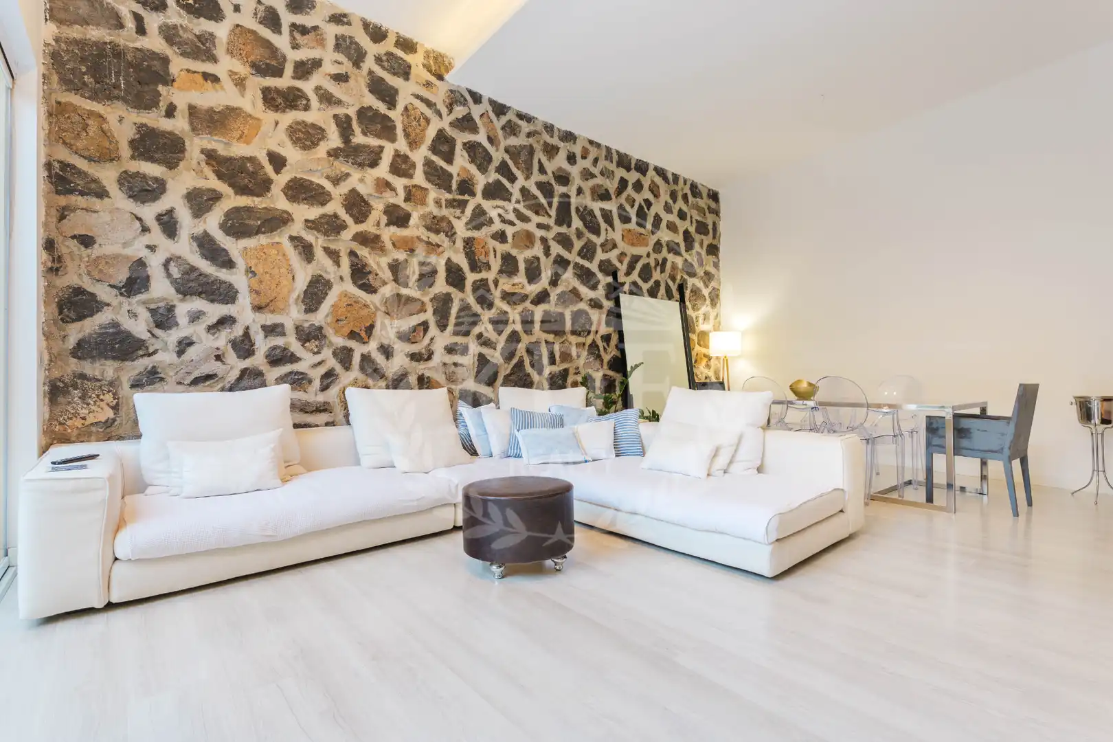 Sala d'estar de Casa adosada en venda en Santa Cruz de Tenerife amb Jardí privat, Terrassa i Moblat