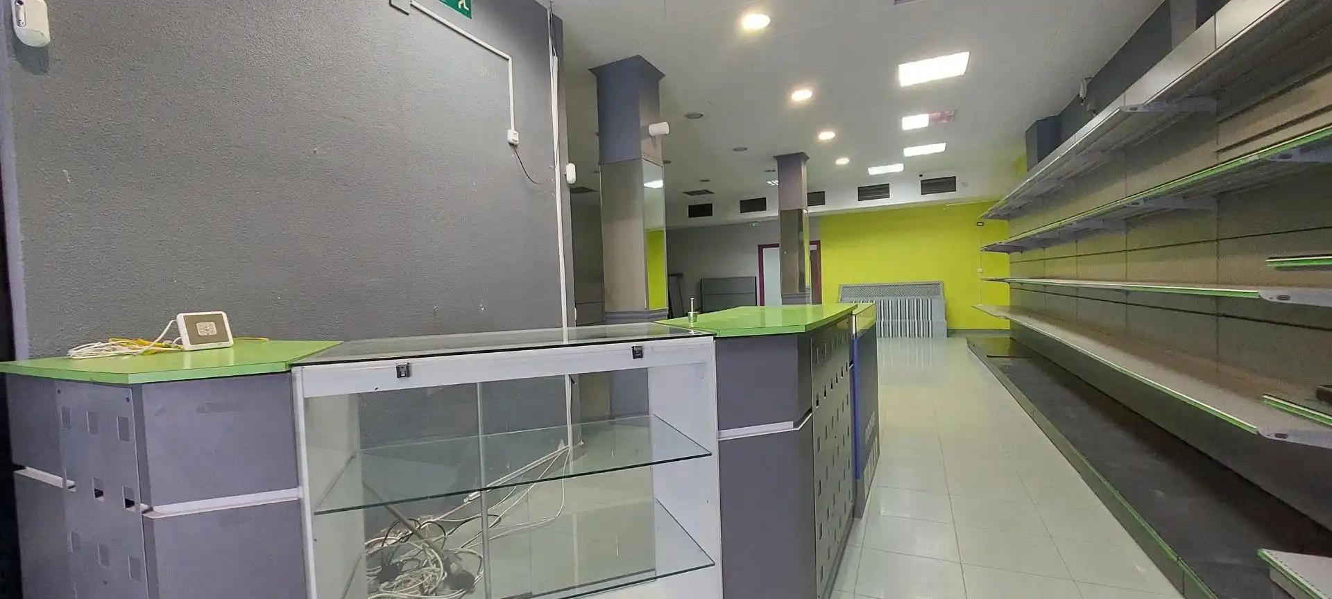 Local en venta en Plaza Plaza Doctor G Gracia R Villarrubia, Cortes - Huertas