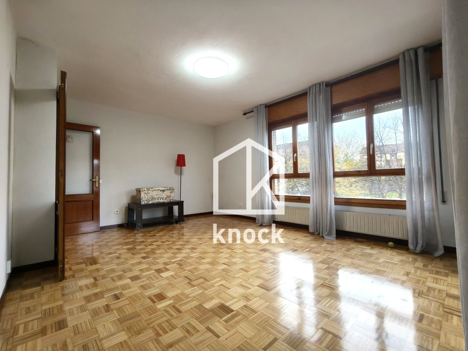 Living room of Flat for sale in Gijón   with Heating, Parquet flooring and Terrace