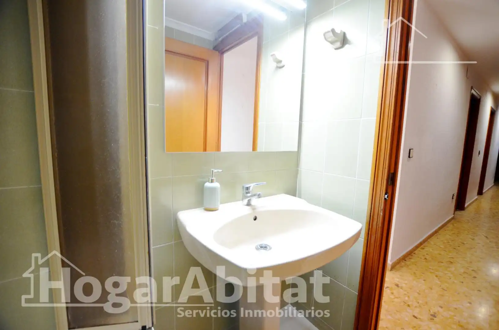 Bathroom of Flat for sale in Alicante / Alacant  with Heating and Furnished