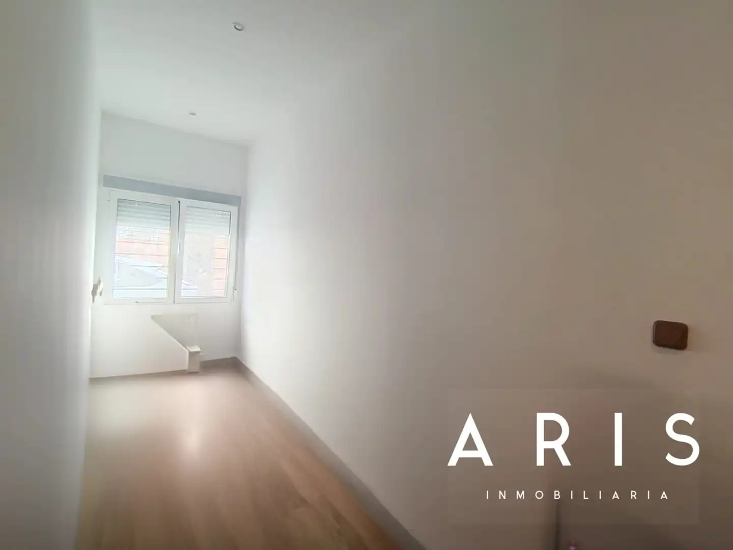 Schlafzimmer von Geschaftsraum zur Miete in Alhaurín de la Torre mit Klimaanlage