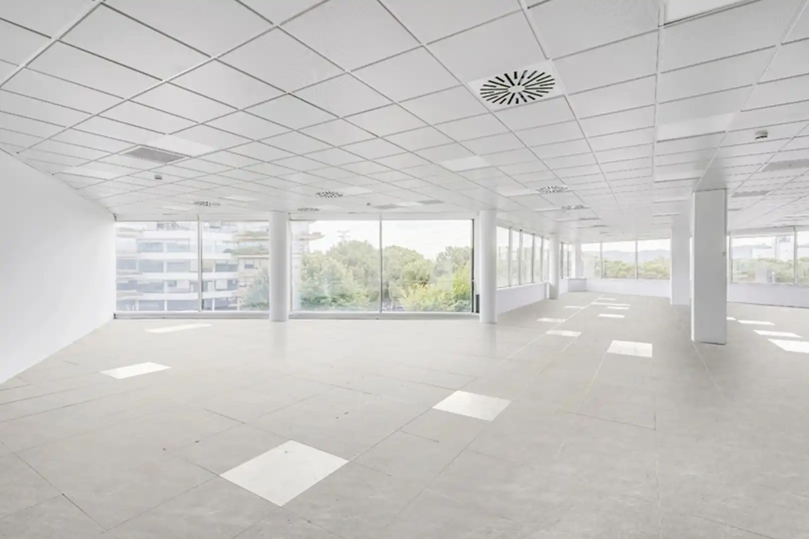 Büro zur Miete in Avenida Avinguda de l'Alcalde Barnils, Volpelleres