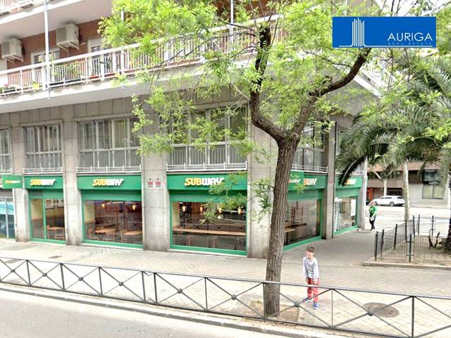 Local comercial en Venta en Vallehermoso