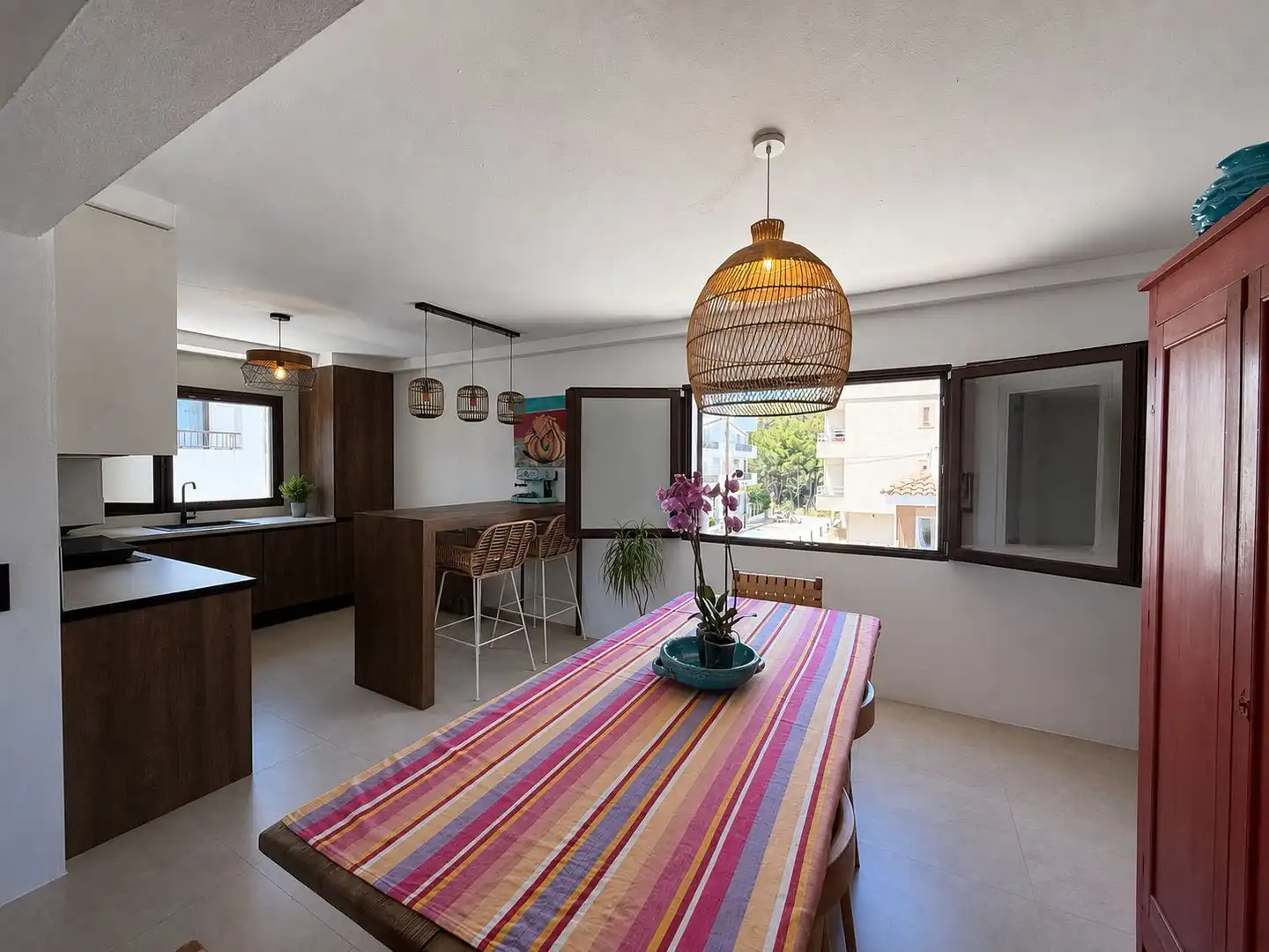 Cuina de Apartament en venda en Sant Joan de Labritja amb Aire condicionat i Terrassa