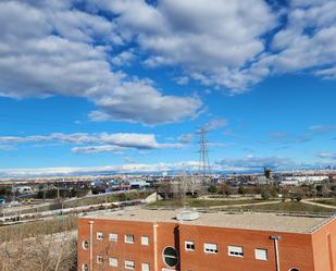 Vista exterior de Àtic en venda en Getafe amb Aire condicionat, Calefacció i Terrassa