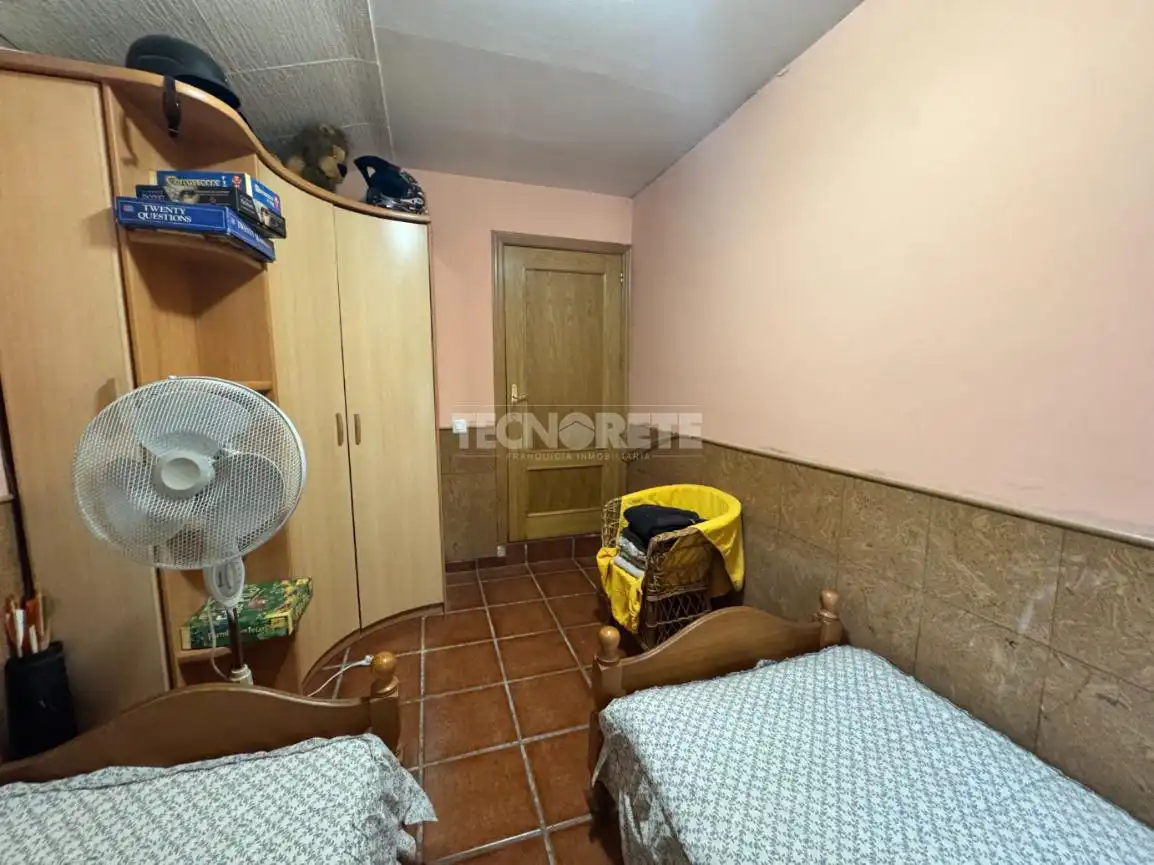 Dormitori de Casa o xalet en venda en San Román de los Montes
