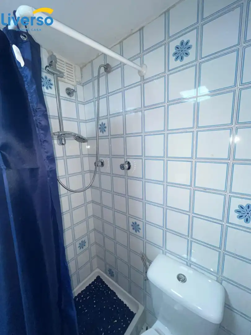 Baño de Casa adosada en venta en Villanueva de Argaño con Calefacción, Jardín privado y Terraza