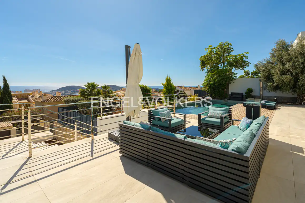 Casa amb piscina en venda a Golf Bahía, imagen 6