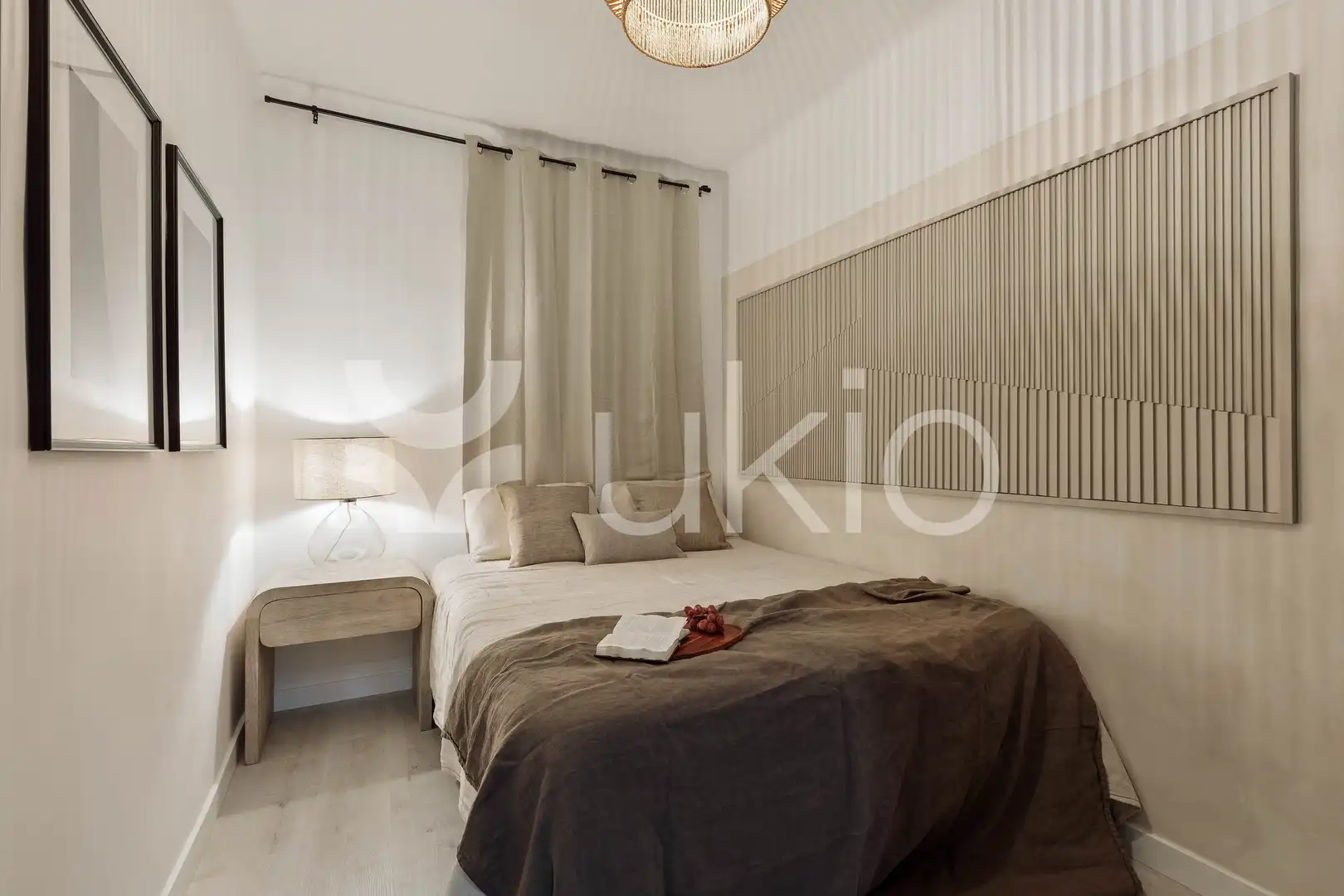 Habitación de Apartamento de alquiler en Barcelona con Aire acondicionado, Calefacción y Amueblado