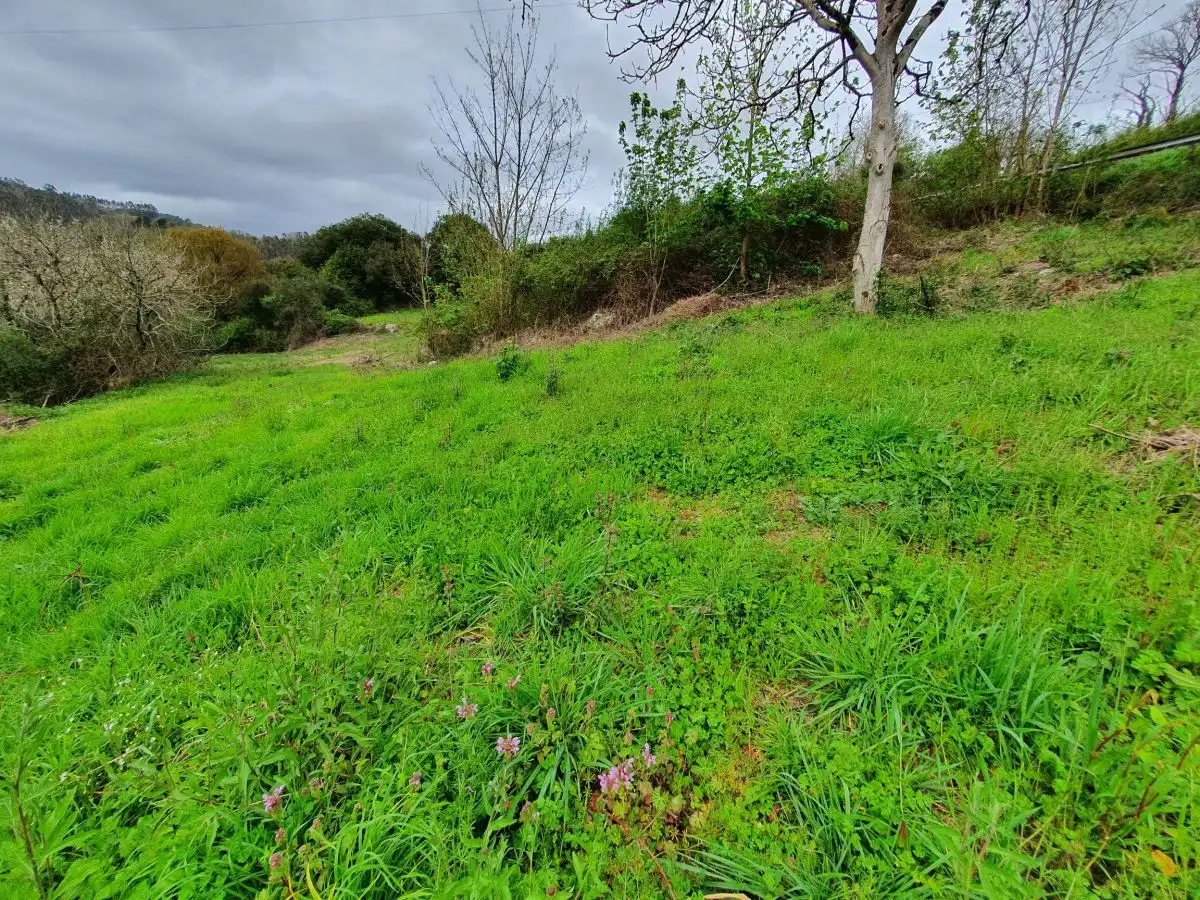 Residencial en venda en Las Regueras  