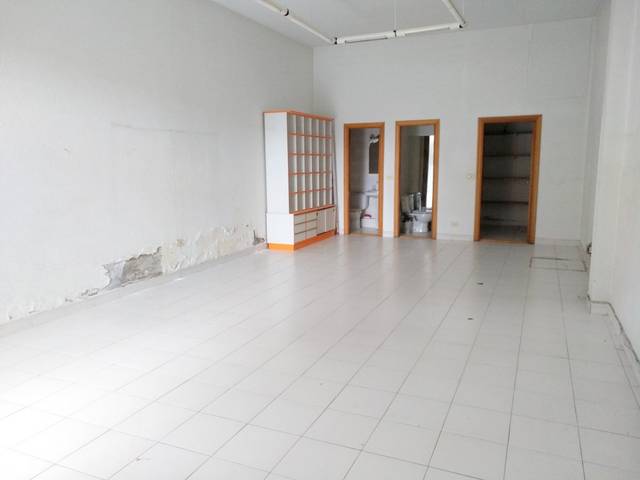 Local comercial en Venta en Txurdinaga